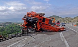 BOYABAT’TA FECİ KAZA : 7 ÖLÜ