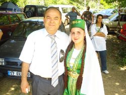 ÇERKESLER ŞENLENDİ