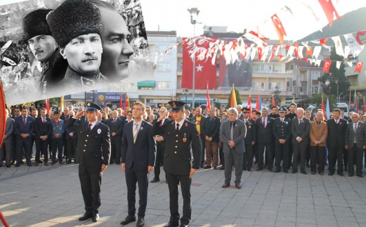 10 Kasım Atatürk'ü Anma Günü