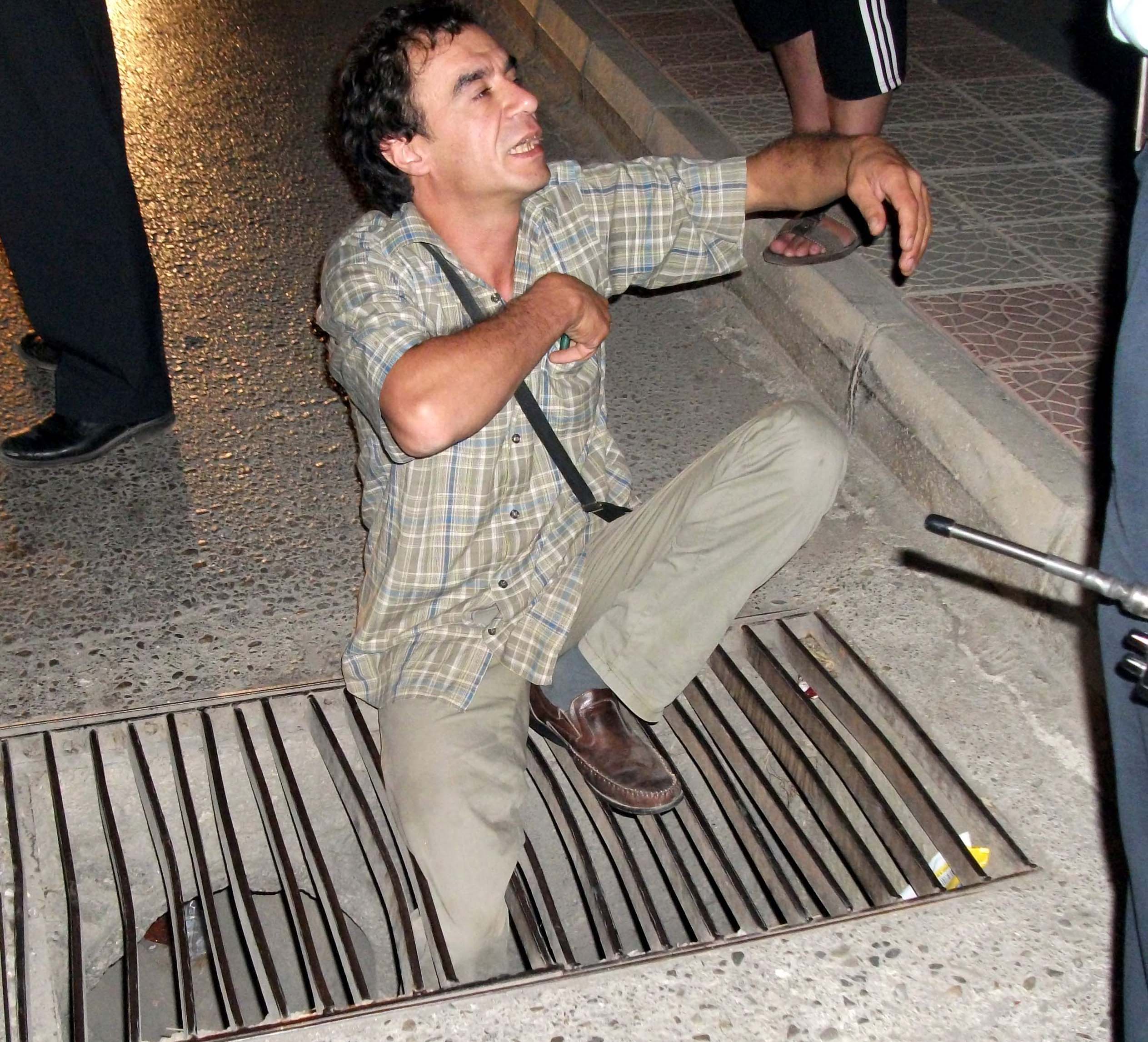 BACAÐI MAZGALA SIKIŞTI