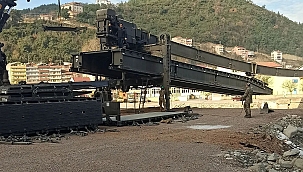 İlk kez Ayancık'ta kullanılan askeri köprü ilçeden ayrılıyor 