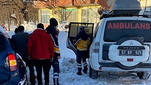 Ayancık'ta hasta için ekipler seferber oldu