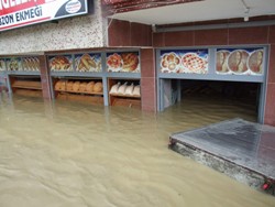 TÜRKELİ İLÇESİNDE SELİN FATURASI 20 MİLYON TL