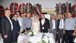 DENİZ BAYKAL NİKAH ŞAHİDİ OLDU 