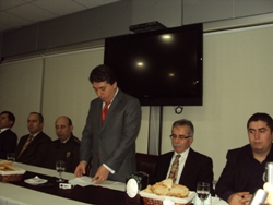 Vali Dr. Cengiz’den dayanışma yemeği