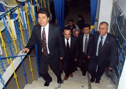 VALİ CENGİZ, FENERBAHÇELİLERİ ZİYARET ETTİ