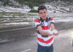 MAYIS SONUNDA YAÐAN DOLU ŞAŞIRTTI