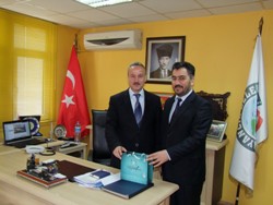 BAŞKANA KUTLU DOÐUM ZİYARETİ