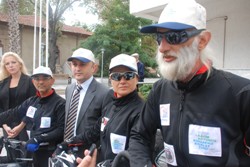 KANSERE DİKKAT ÇEKMEK İSTEYEN BİSİKLETÇİLER SİNOP TA