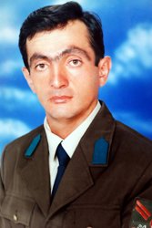 AFGANİSTAN\ DAN GELDİ, ÇUKURCA\ DA ŞEHİT DÜŞTÜ 