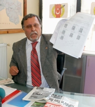 BASIN MENSUPLARI GAZETECİLER CEMİYETİNE SİYAH ÇELENK BIRAKTI