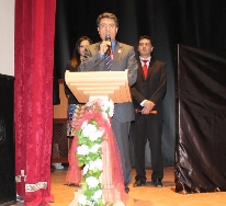 Hem Tarih Doktoru Hem de Şair 