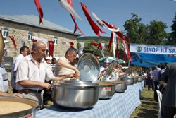 SAZLI VE AKBAŞ GÜREŞLERİ NEFES KESTİ