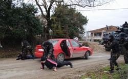 SİNOP POLİSİNDEN NEFES KESEN TATBİKAT