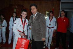 Sinop'ta Başarılı Sporcular Ödüllendirildi