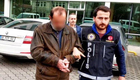 Aranan şahıs Sinop'ta yakalandı 