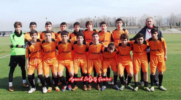 AYANCIK BELEDİYE SPOR ŞAMPİ''YON''DEDİ