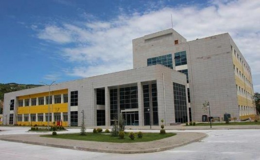 Ayancık'ın yeni Devlet Hastanesi'nin inşaat çalışmaları tamamlandı