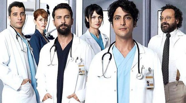 Ayancıklı oyuncu, Mucize Doktor dizisi kadrosunda