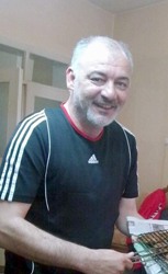 ŞOFBENDEN ZEHİRLENEN HENTBOL ANTRENÖRÜ HAYATINI KAYBETTİ 