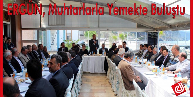 BELEDİYE BAŞKANI VE MUHTARLAR YEMEKTE BULUŞTU