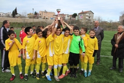 Şampiyon Ayancık İnönü Ortaokulu