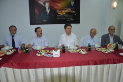 VALİ CENGİZ BASIN MENSUPLARIYLA İFTARDA BULUŞTU