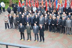 ULU ÖNDER ATATÜRK\ Ü ANDIK