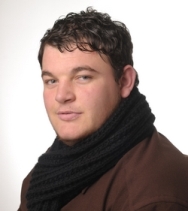 Enes Cangül Sahnelere Geri Döndü