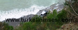 Otomobil denize uçtu: 1 ölü
