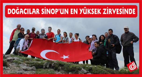 DOĞACILAR SİNOP'UN EN YÜKSEK YAYLASINDA TÜRK BAYRAĞINI DALGALANDIRDILAR