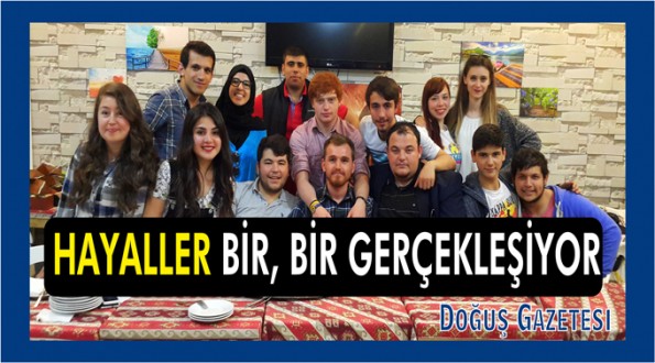 Doğaçlama Tiyatro Gösterisi Büyük Beğeni Topladı