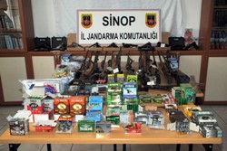 JANDARMADAN KAÇAK SİLAH OPERASYONU
