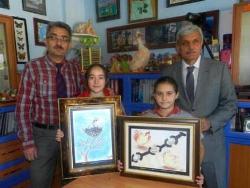 Savaş karşıtı karikatürüyle dünya birincisi oldu