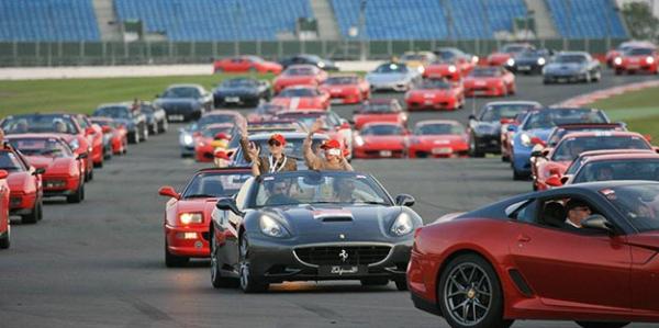 İstanbul'da Ferrari rüzgarı