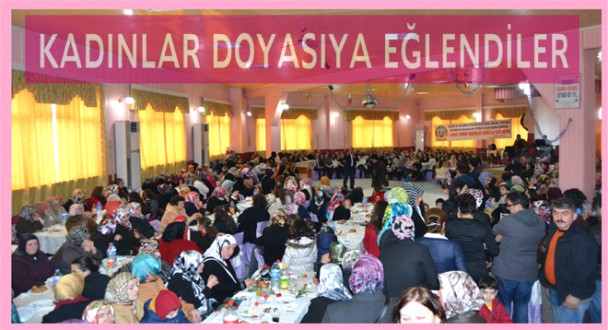 KADINLAR DOYASIYA EĞLENDİLER