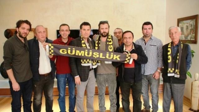 Nejat İşler Ders Vermeye Başladı