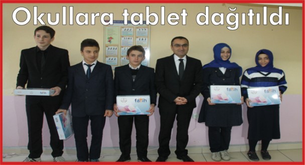 Okullara tablet dağıtıldı