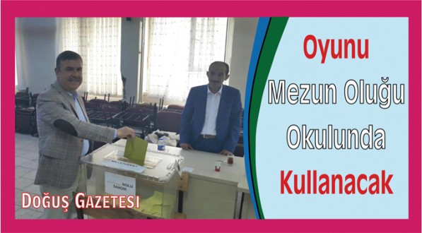 Oyunu mezun olduğu okulda kullanacak