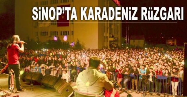Sinop'ta Karadeniz Rüzgarı Esti 