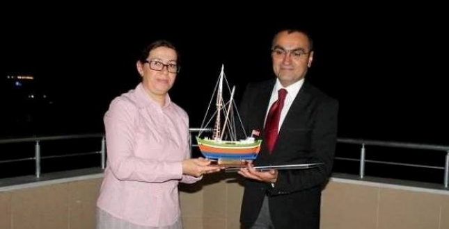 Tayini çıkan kaymakamlar için valilikte veda