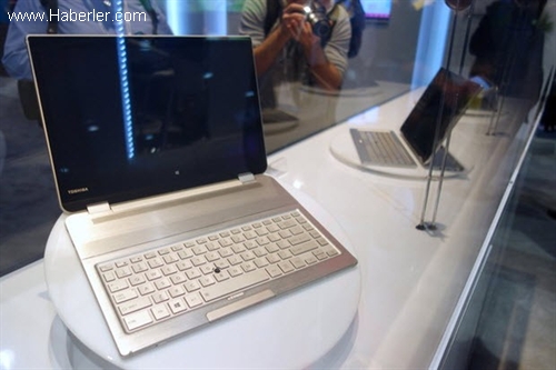 Toshiba'nın PC'si 5 Şekle Giriyor