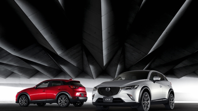 Yepyeni Mazda Cx-3 Kompakt Crossover Suv